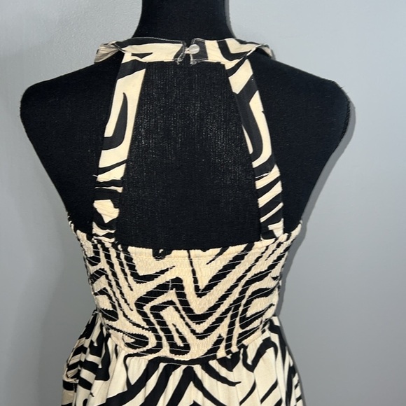 Jessica Simpson High Neck Tan and Black Print Jumpsuit - Picture 6 of 7